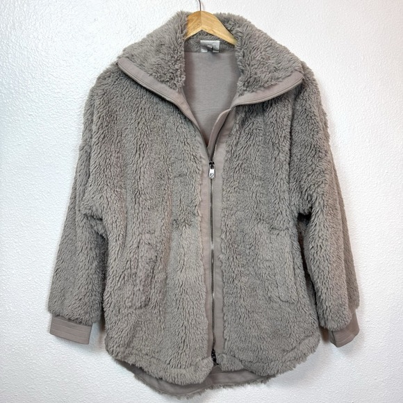 Varley Jackets & Blazers - Varley Norfolk Jacket Women's‎ Small Teddy Fleece Gray Faux Fur Full Zip Pockets